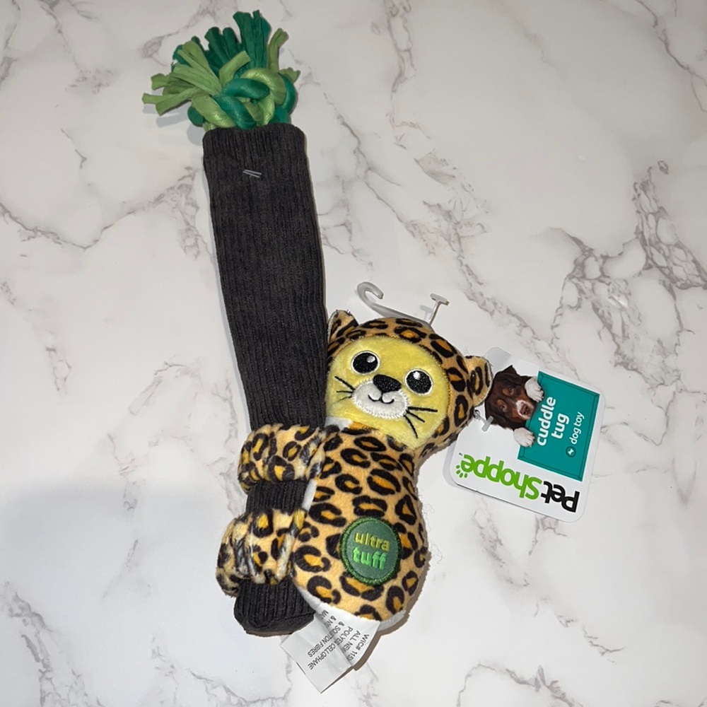 NWT PetShoppe Ultra Tuff Pup Dog Toy Cuddle Tug Rope Crinkle Squeaky Leopard